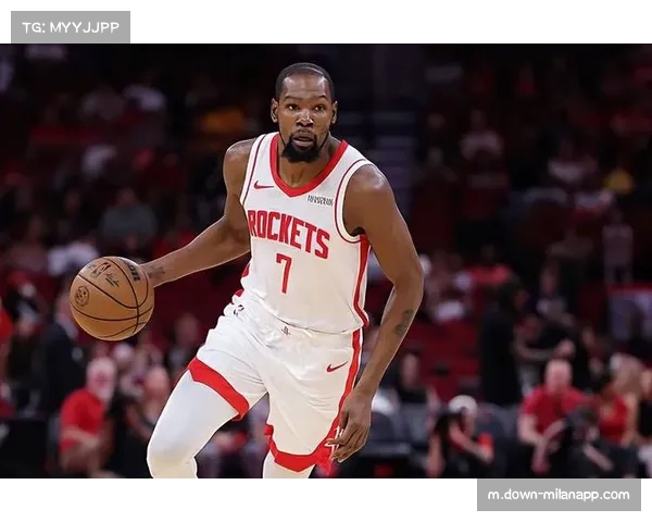 杜兰特强调灵活阵容助力夺胜 称教练临场决策影响球队走向